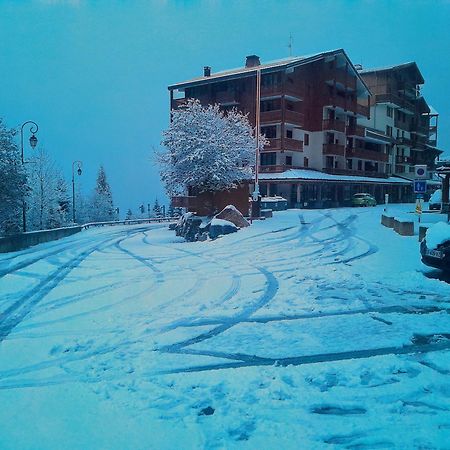 Magnifique studio au pied du télécabine d'Arrondaz et des pistes de ski Modane Extérieur photo