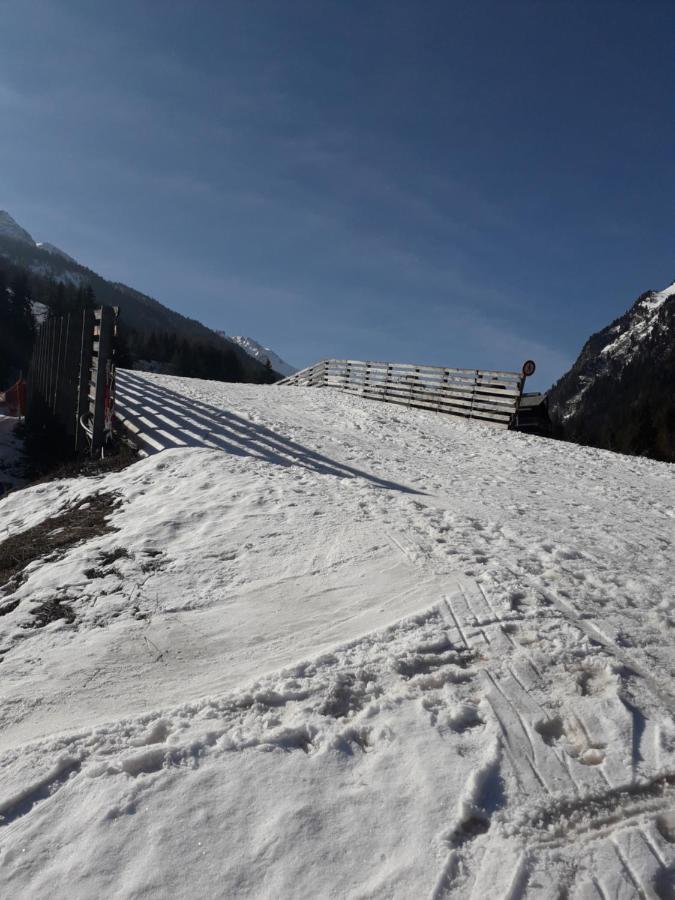 Magnifique studio au pied du télécabine d'Arrondaz et des pistes de ski Modane Extérieur photo
